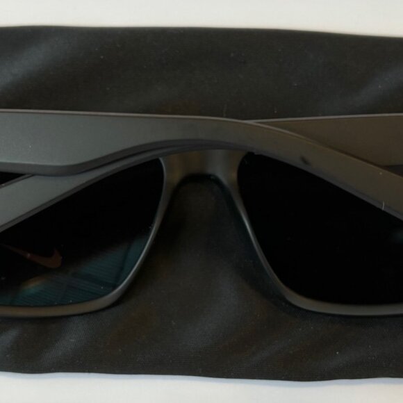 Nike Women's Cruiser Sunglasses - Picture 3 of 5